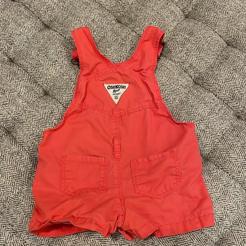 Oshkosh short overalls size 6 mths